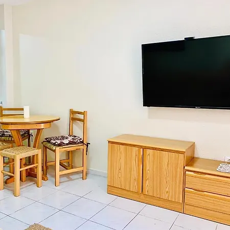 By The Sea With A Pool Апартаменты